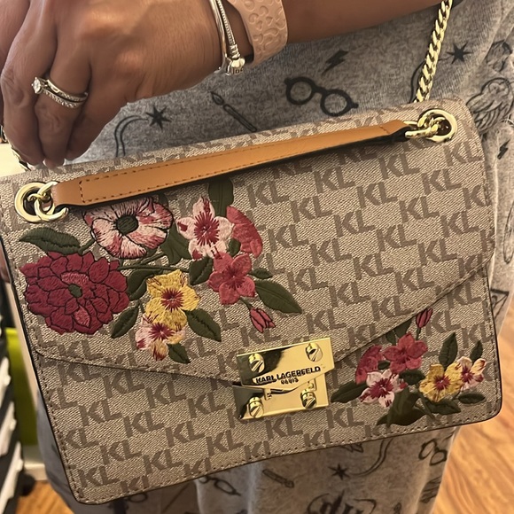 Karl lagerfield bag, basically brand new - Picture 6 of 10